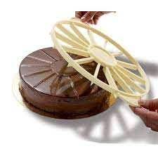 مقسم کيک پلاستيکي